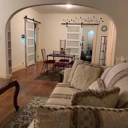 Comfortable 2-Bdrm Spacious Home With Wifi & Patio Indianápolis Exterior foto