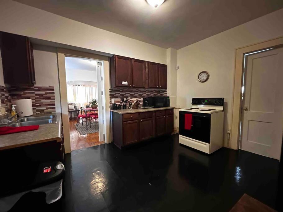 Comfortable 2-Bdrm Spacious Home With Wifi & Patio Indianápolis Exterior foto