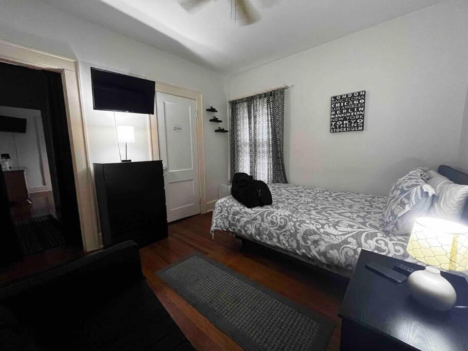 Comfortable 2-Bdrm Spacious Home With Wifi & Patio Indianápolis Exterior foto