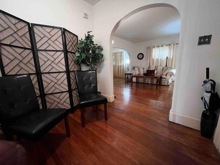 Comfortable 2-Bdrm Spacious Home With Wifi & Patio Indianápolis Exterior foto