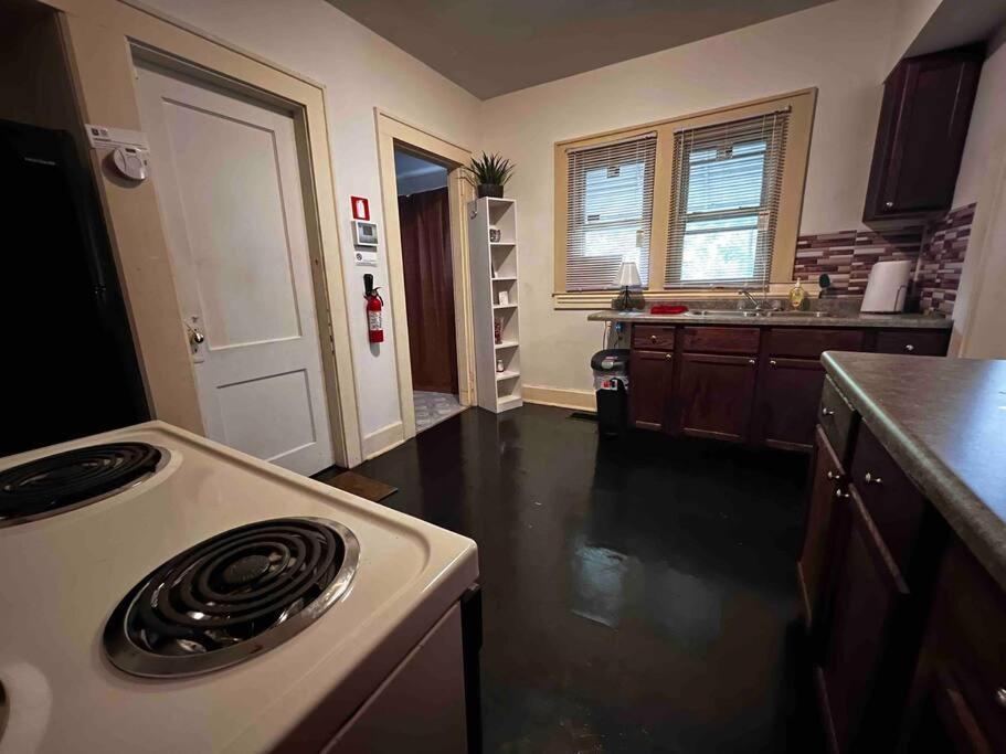 Comfortable 2-Bdrm Spacious Home With Wifi & Patio Indianápolis Exterior foto
