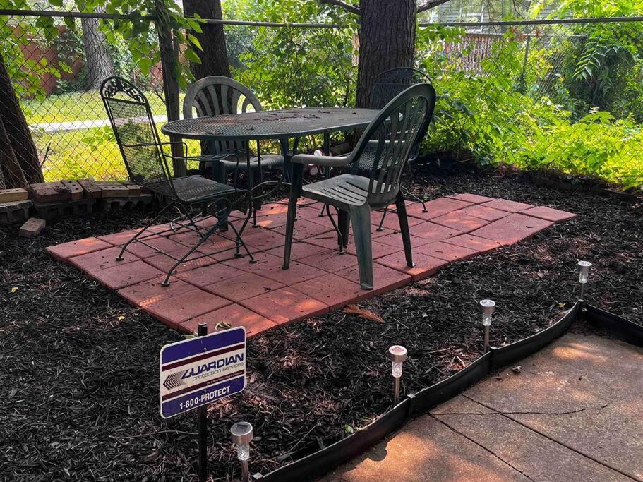 Comfortable 2-Bdrm Spacious Home With Wifi & Patio Indianápolis Exterior foto